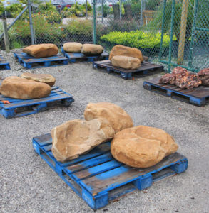 boulders and rocks for landscaping in Lake Magdalene fl