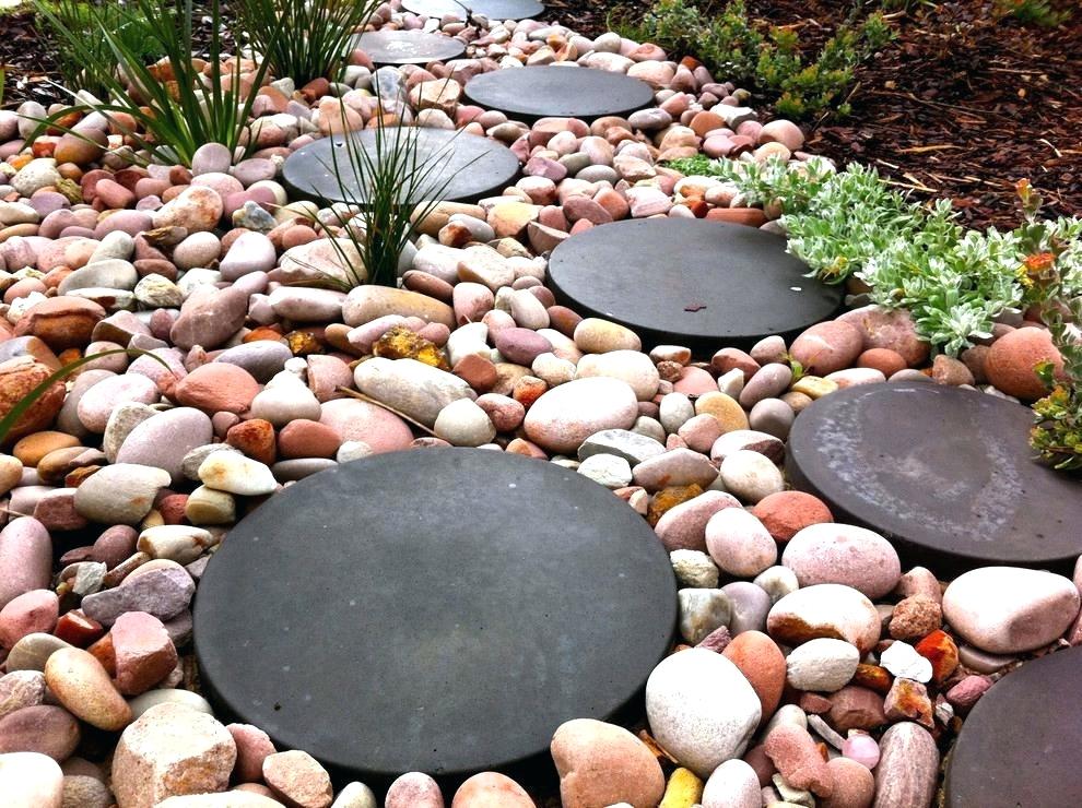 landscaping pebbles in south tampa fl